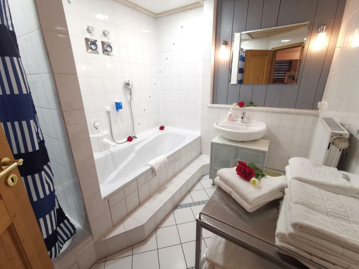 City Ferienwohnung Fussen 2 Esterno foto